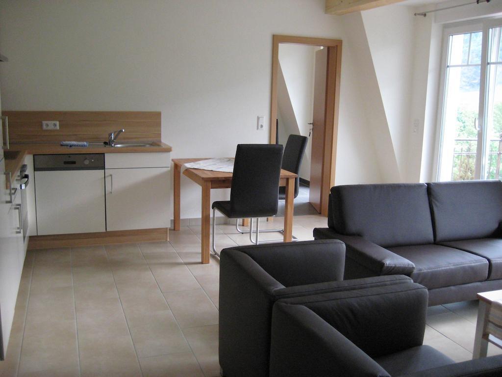 Hotel Weingut Goeres Briedel Habitación foto