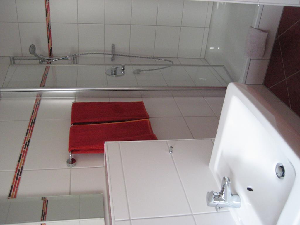 Hotel Weingut Goeres Briedel Habitación foto